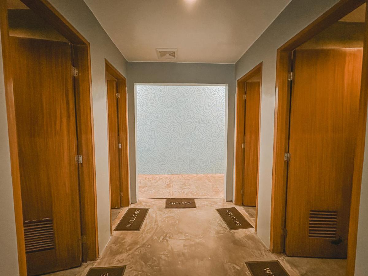 Outpost Hostel - Coron Εξωτερικό φωτογραφία