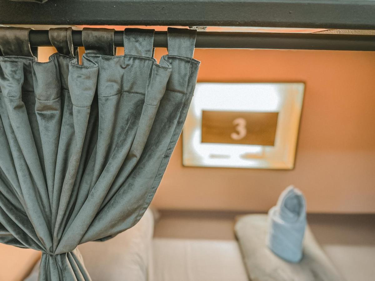 Outpost Hostel - Coron Εξωτερικό φωτογραφία