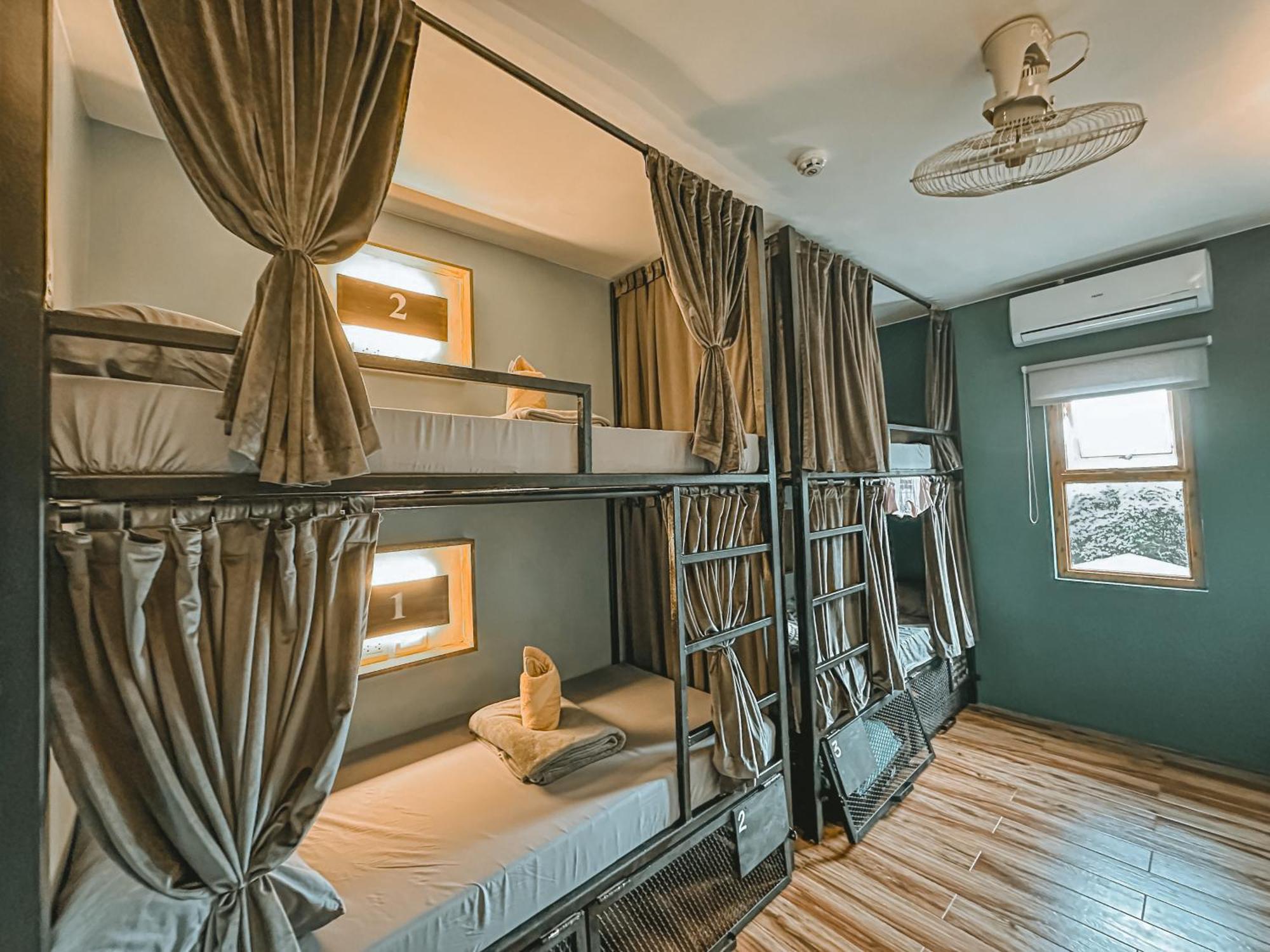 Outpost Hostel - Coron Εξωτερικό φωτογραφία